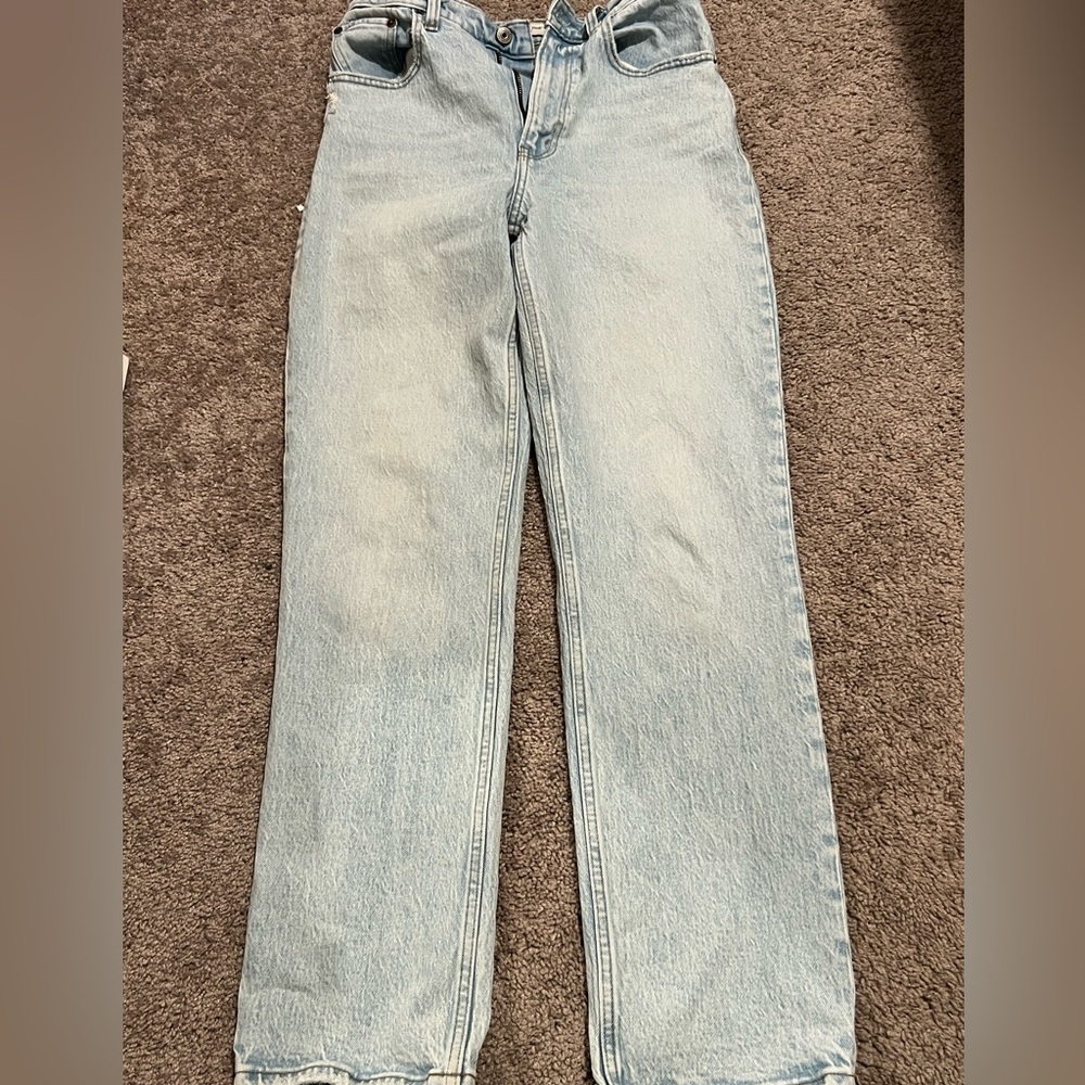 Abercrombie Ultra High Rise 90s Straight Light Wash Blue Women's Jeans